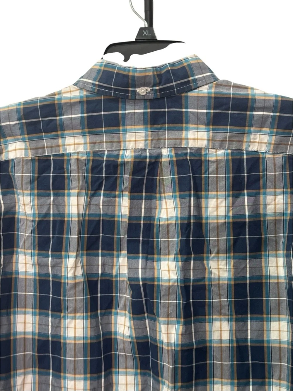 J.Crew button-down shirt features a blue and white plaid pattern size M